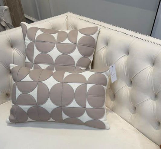 Cream and oval beige design cushion set - Cavelh
