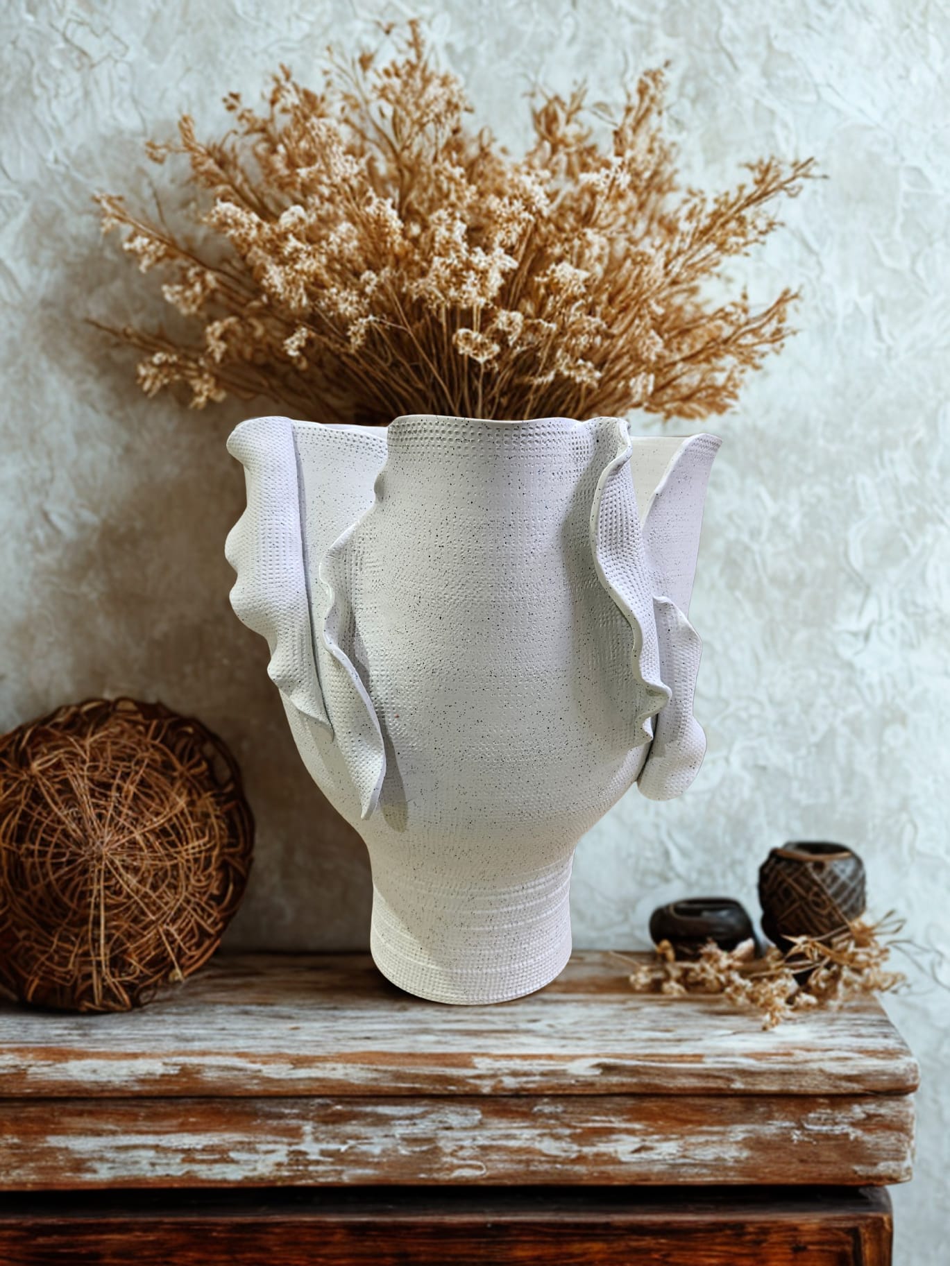 ZZ24017 - Ceramic decorative vase